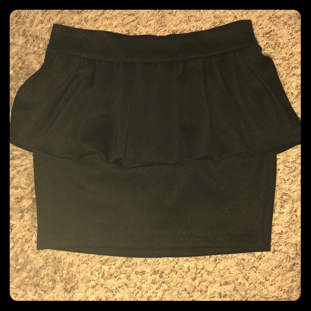 🔥LOWEST Luxe apothetique peplum skirt